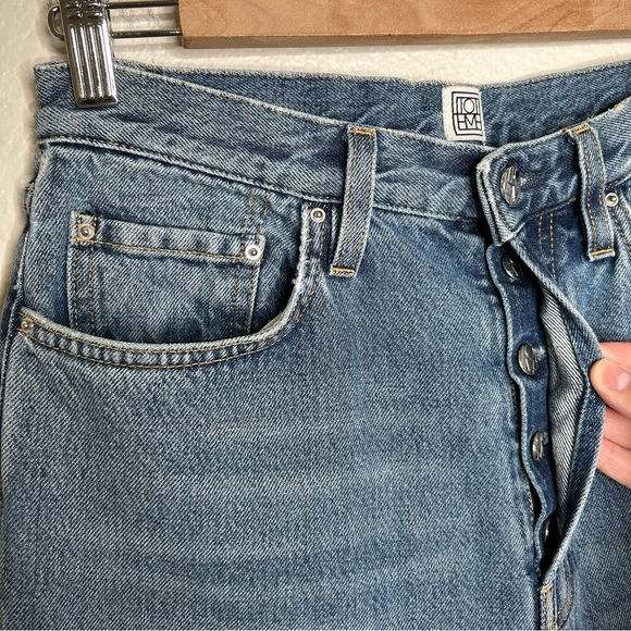 Toteme Classic Cut Denim jeans in Vintage Wash 27/32 - Picture 4 of 16